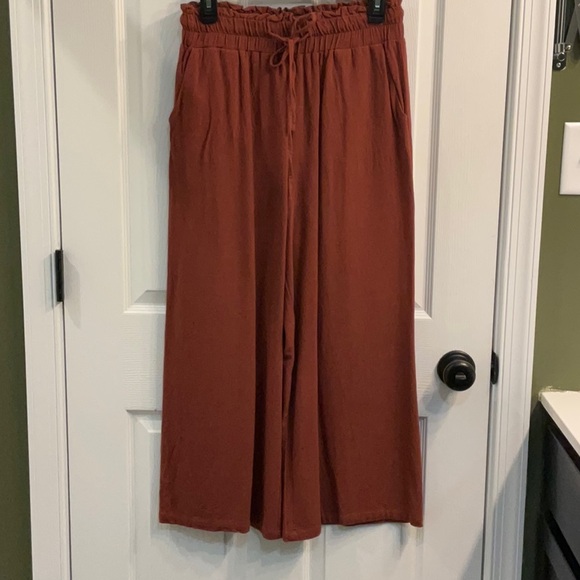 Pants - Wide leg rust pants M